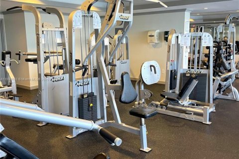 Condominio en alquiler en Miami Beach, Florida, 2 dormitorios, 103.12 m2 № 1949409 - foto 17