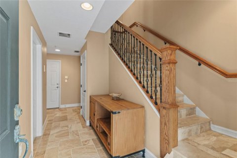 Touwnhouse à vendre à Lake Mary, Floride: 4 chambres, 198.07 m2 № 1914380 - photo 5