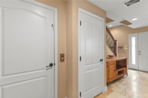 Touwnhouse à vendre à Lake Mary, Floride: 4 chambres, 198.07 m2 № 1914380 - photo 6