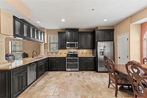 Touwnhouse à vendre à Lake Mary, Floride: 4 chambres, 198.07 m2 № 1914380 - photo 17