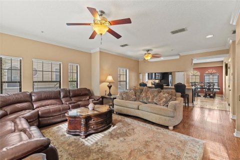 Touwnhouse à vendre à Lake Mary, Floride: 4 chambres, 198.07 m2 № 1914380 - photo 12