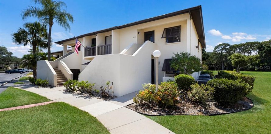 Condominio en Sarasota, Florida, 2 dormitorios № 1879557