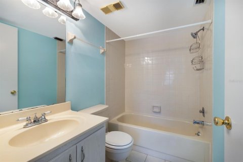 Copropriété à louer à Sarasota, Floride: 2 chambres, 102.94 m2 № 1879557 - photo 21