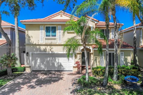 Casa en Hollywood, Florida 4 dormitorios, 240.34 m2 № 2189974
