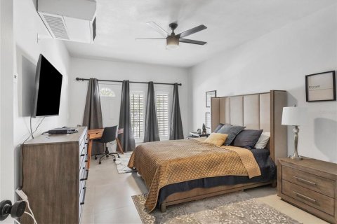 Villa ou maison à louer à Bradenton, Floride: 2 chambres, 103.96 m2 № 2103517 - photo 16