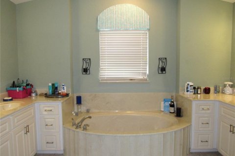 Casa en venta en Port Charlotte, Florida, 4 dormitorios, 228.26 m2 № 1906694 - foto 24