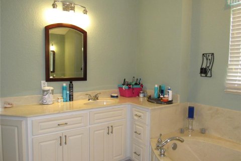 Casa en venta en Port Charlotte, Florida, 4 dormitorios, 228.26 m2 № 1906694 - foto 26