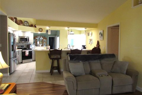 Casa en venta en Port Charlotte, Florida, 4 dormitorios, 228.26 m2 № 1906694 - foto 19