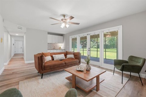 House in Longwood, Florida 4 bedrooms, 257.53 sq.m. № 2225446 - photo 20
