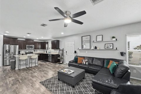 Touwnhouse à louer à Riverview, Floride: 2 chambres, 122.63 m2 № 2285686 - photo 2