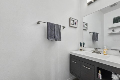 Touwnhouse à louer à Riverview, Floride: 2 chambres, 122.63 m2 № 2285686 - photo 7