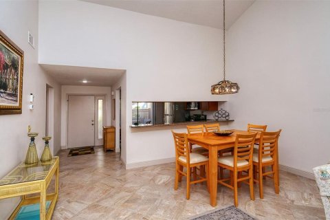 Casa en alquiler en Sarasota, Florida, 2 dormitorios, 119.19 m2 № 941657 - foto 17