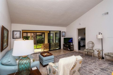 Casa en alquiler en Sarasota, Florida, 2 dormitorios, 119.19 m2 № 941657 - foto 6