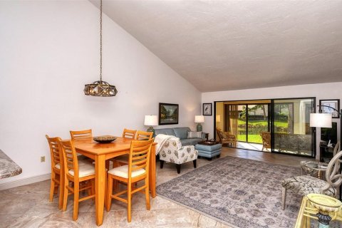 Casa en alquiler en Sarasota, Florida, 2 dormitorios, 119.19 m2 № 941657 - foto 4