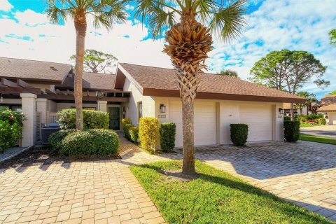Casa en alquiler en Sarasota, Florida, 2 dormitorios, 119.19 m2 № 941657 - foto 2