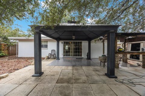 House in Largo, Florida 3 bedrooms, 130.06 sq.m. № 1913097 - photo 25