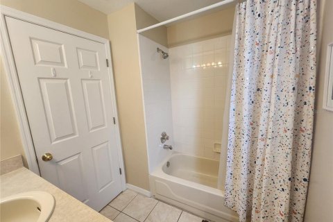 Villa ou maison à vendre à Kissimmee, Floride: 4 chambres, 154.4 m2 № 2267174 - photo 18