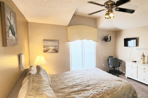 Villa ou maison à vendre à Kissimmee, Floride: 4 chambres, 154.4 m2 № 2267174 - photo 12