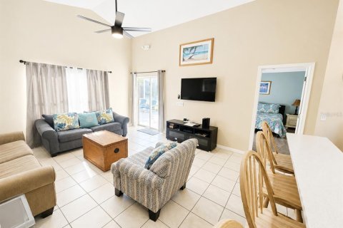 Villa ou maison à vendre à Kissimmee, Floride: 4 chambres, 154.4 m2 № 2267174 - photo 3