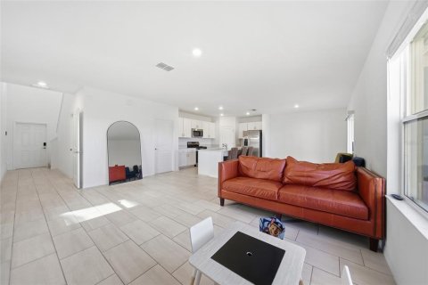 Villa ou maison à vendre à Parrish, Floride: 4 chambres, 173.73 m2 № 2425742 - photo 8