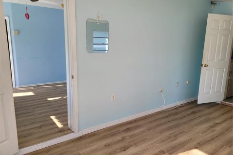 Propiedad comercial en venta en Englewood, Florida, 71.35 m2 № 1718468 - foto 11