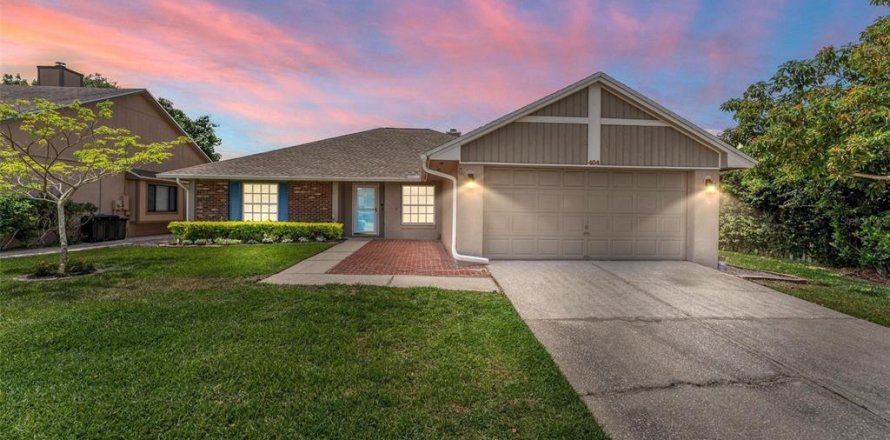 Casa en Lake Mary, Florida 4 dormitorios, 189.43 m2 № 1655117