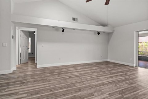 Casa en venta en Lake Mary, Florida, 4 dormitorios, 189.43 m2 № 1655117 - foto 27