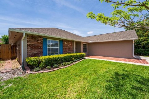 Casa en venta en Lake Mary, Florida, 4 dormitorios, 189.43 m2 № 1655117 - foto 6