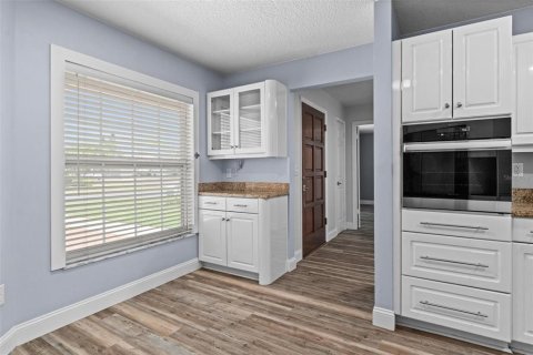 Casa en venta en Lake Mary, Florida, 4 dormitorios, 189.43 m2 № 1655117 - foto 21