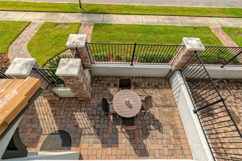Townhouse in Haines City, Florida 2 bedrooms, 136.01 sq.m. № 1690972 - photo 7