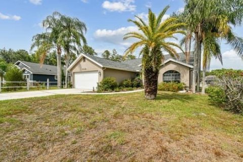 Casa en venta en Land O' Lakes, Florida, 3 dormitorios, 156.73 m2 № 1762090 - foto 4
