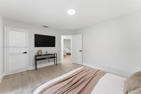 Купить виллу или дом в Палм-Бич-Гарденс, Флорида 4 спальни, 227.52м2, № 1997497 - фото 29