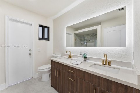 Купить виллу или дом в Палм-Бич-Гарденс, Флорида 4 спальни, 227.52м2, № 1997497 - фото 23