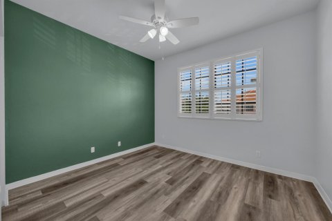 Townhouse in Stuart, Florida 3 bedrooms, 188.68 sq.m. № 2175419 - photo 29