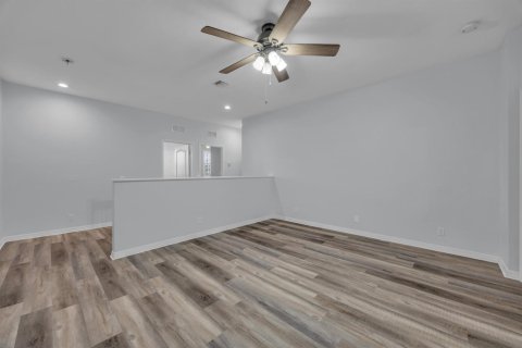 Townhouse in Stuart, Florida 3 bedrooms, 188.68 sq.m. № 2175419 - photo 20