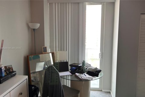 Condominio en venta en Sunny Isles Beach, Florida, 1 dormitorio, 92.07 m2 № 1961942 - foto 21