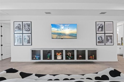 Villa ou maison à vendre à Bradenton, Floride: 4 chambres, 214.98 m2 № 2308283 - photo 11