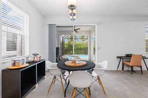 Villa ou maison à vendre à Bradenton, Floride: 4 chambres, 214.98 m2 № 2308283 - photo 17