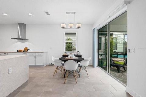 Villa ou maison à vendre à Bradenton, Floride: 4 chambres, 214.98 m2 № 2308283 - photo 16