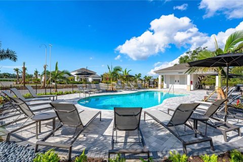 Townhouse in Nokomis, Florida 3 bedrooms, 130.43 sq.m. № 2238270 - photo 15