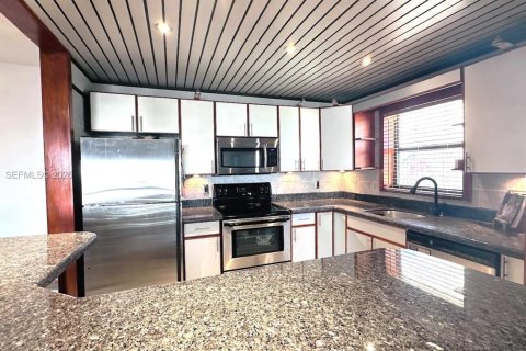 Condominio en venta en Delray Beach, Florida, 2 dormitorios, 98.1 m2 № 2024957 - foto 12