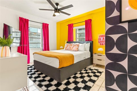 Casa en alquiler en Miami, Florida, 3 dormitorios, 102.66 m2 № 2060056 - foto 21