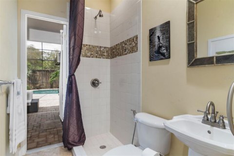 House in Gainesville, Florida 3 bedrooms, 294.5 sq.m. № 1550903 - photo 30