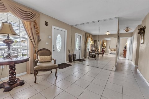 Casa en venta en Miami, Florida, 3 dormitorios, 160.54 m2 № 1925157 - foto 11
