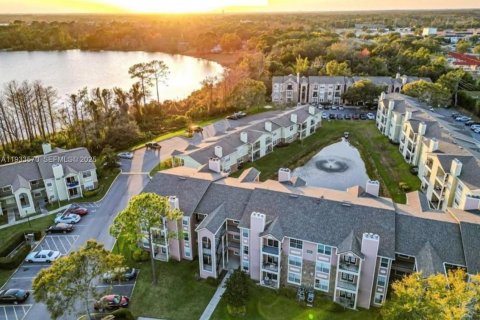 Condominio en alquiler en Orlando, Florida, 1 dormitorio, 60.39 m2 № 1991318 - foto 13