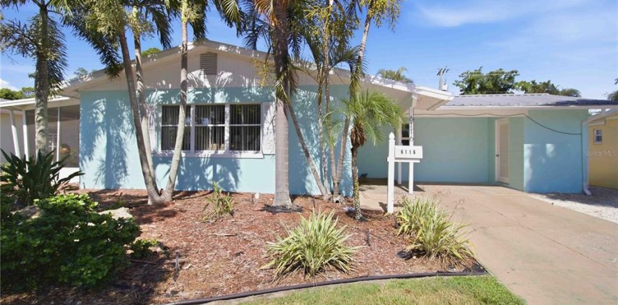 Casa en Bradenton, Florida 3 dormitorios, 130.53 m2 № 2157236
