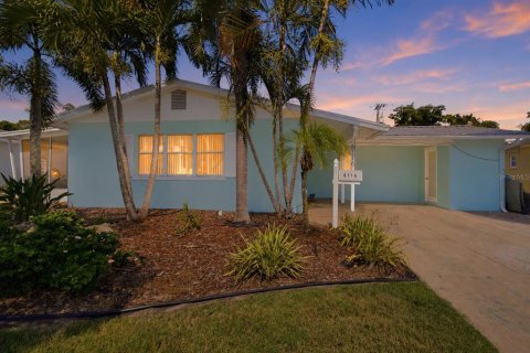 Casa en venta en Bradenton, Florida, 3 dormitorios, 130.53 m2 № 2157236 - foto 2