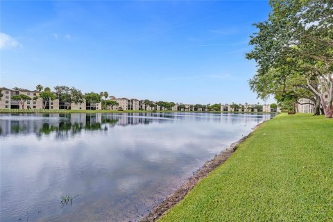 Copropriété à vendre à Delray Beach, Floride: 2 chambres, 124.4 m2 № 1742116 - photo 30
