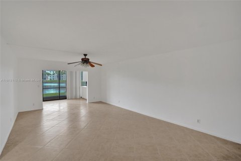 Copropriété à vendre à Delray Beach, Floride: 2 chambres, 124.4 m2 № 1742116 - photo 15