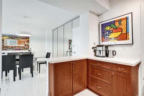 Купить кондоминиум в Санни-Айлс-Бич, Флорида 2 спальни, 113.34м2, № 2017922 - фото 27